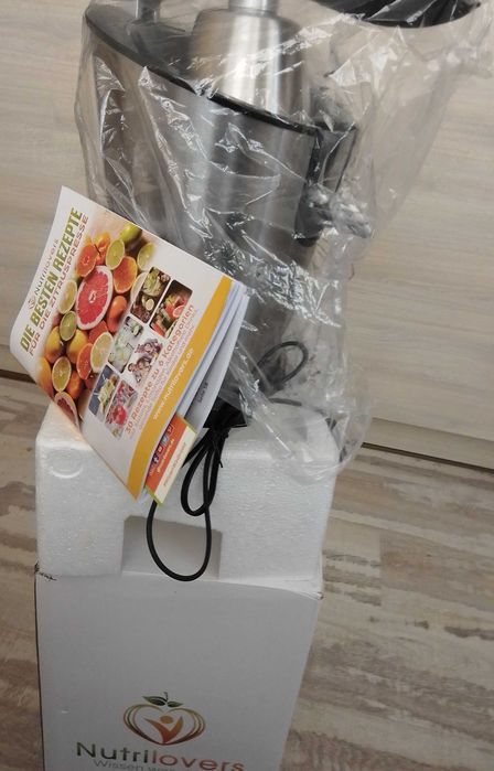 Електрическа цитрус преса Nutrilovers - НОВА