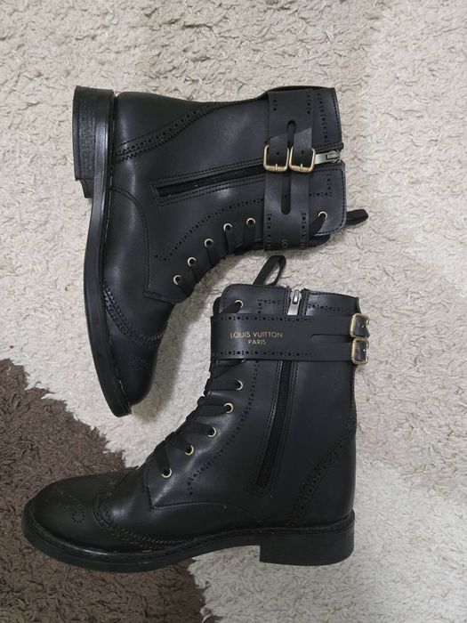 Дамски зимни боти