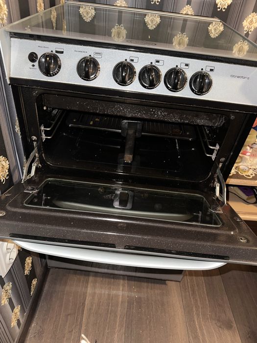 Aragaz Cannon cu cuptor si grill