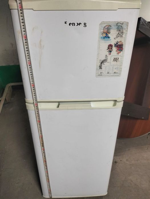 Холодильник Elenberg