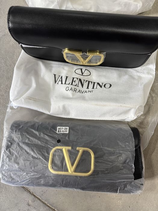 ЧАНТИ Balenciaga,Jacquemus,Chanel,Valentino!!! Налични Топ модели