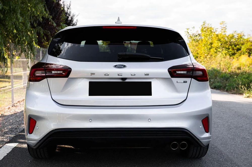 FORD Focus 2023 — imagine 5