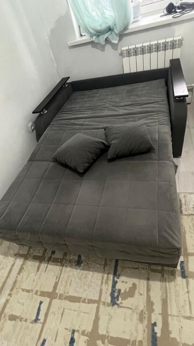 Продам диван в хорошем состоянии