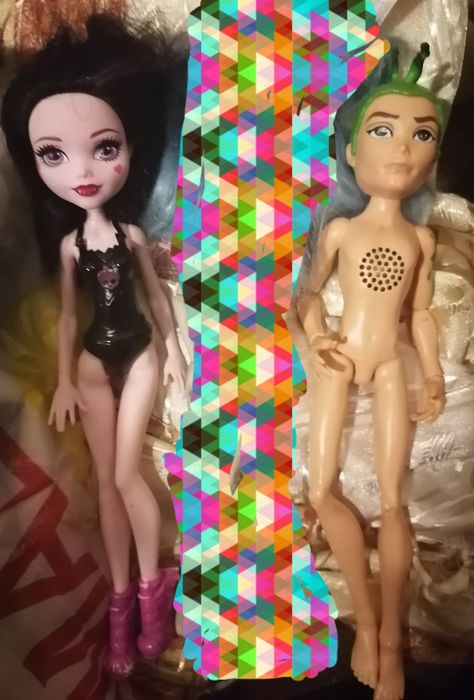 Френки, Дракулаура, дьюс, пальмы