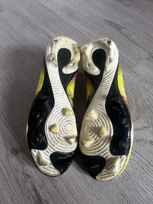 Ghete de fotbal puma