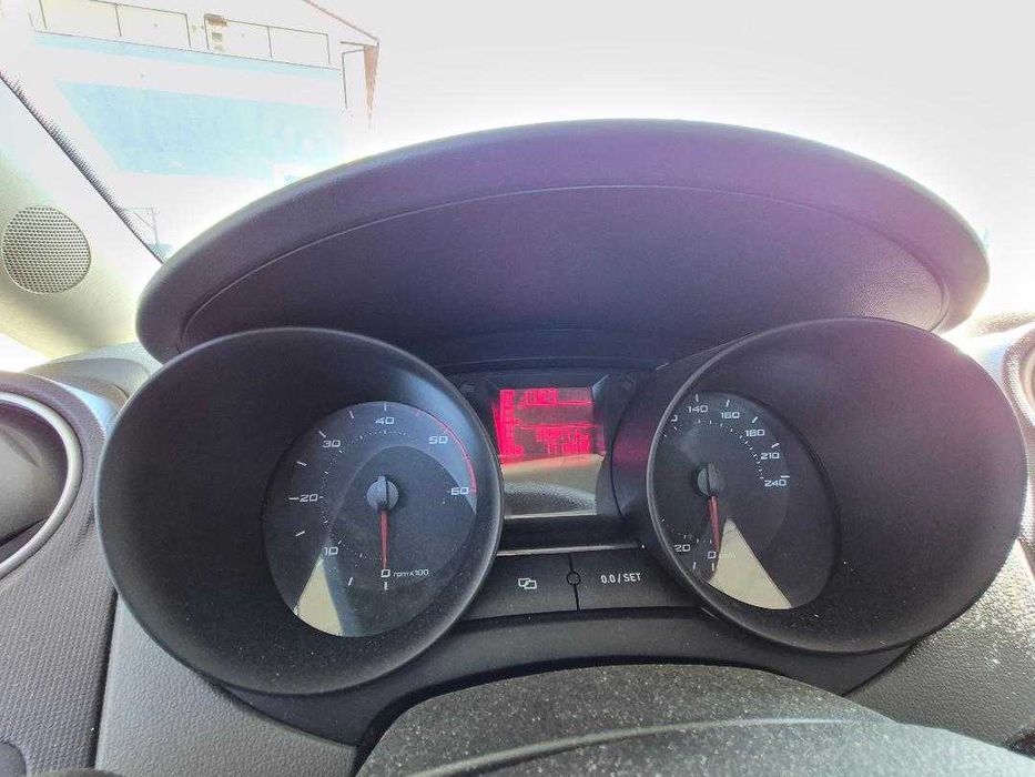Vând Seat Ibiza 1.6 diesel an 2009