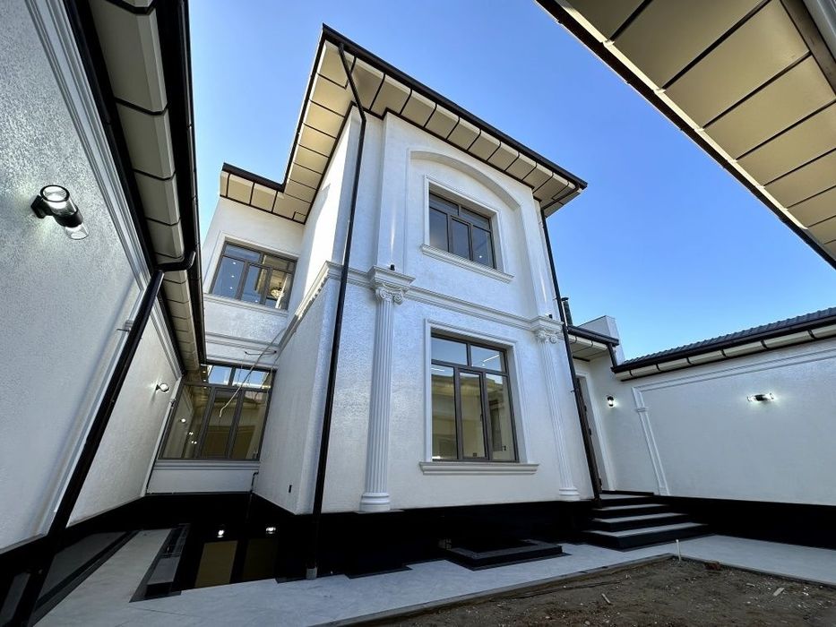 Yunusobod Tiklanish mahallada 2.5 sotix 6 xona tayyor remont