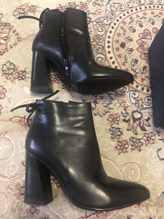 Продам женские полусапожки б/у