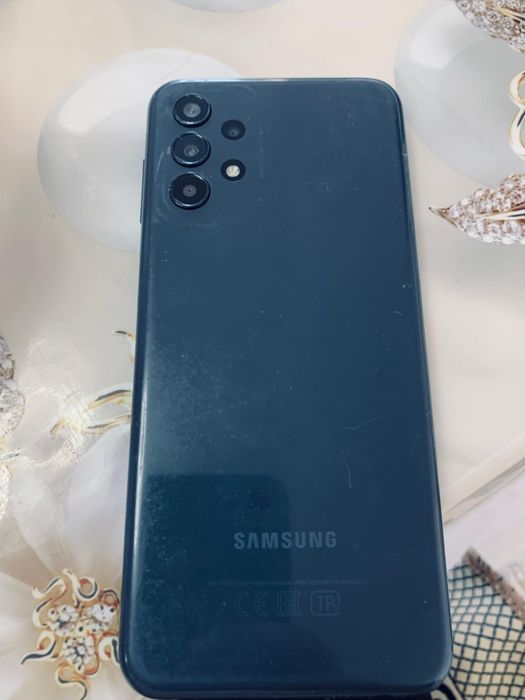 Самсунг А13 состоянии хорош