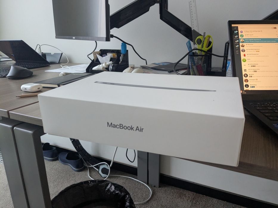 MacBook air M1. В хорошем состоянии