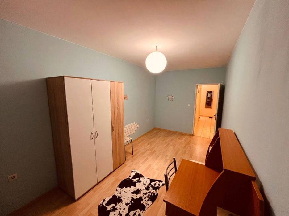 Дава се под наем Тристаен апартамент в София, Стрелбище - 110 кв.м за 600 € - Снимка #4