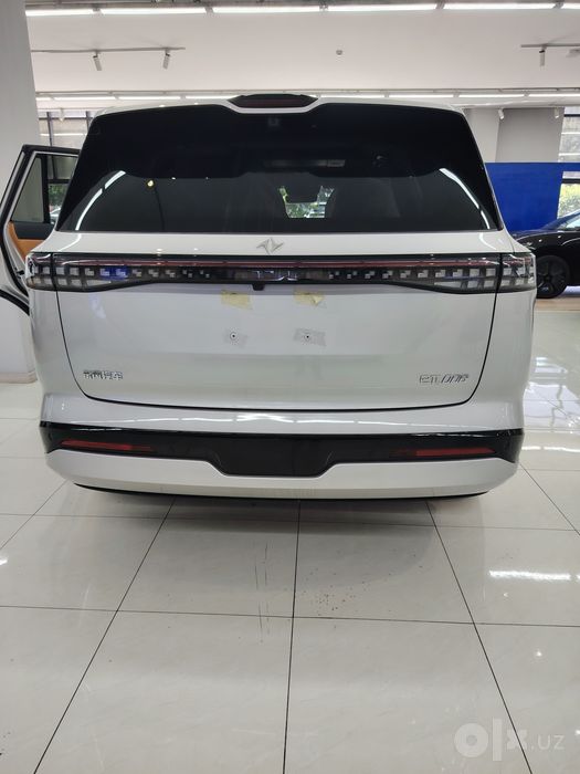 DONGFENG 008 gibrid (REEV) 2026 stalnoy