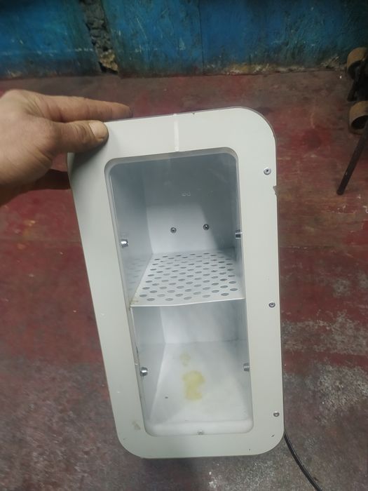 Продам. Мини холодильник!