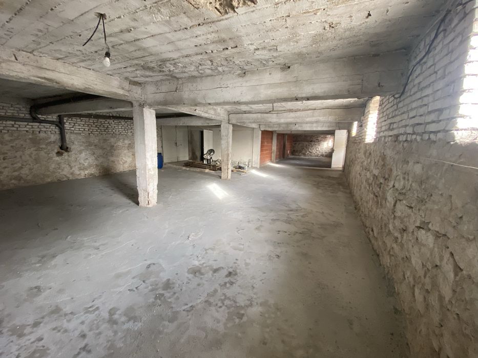 Дава се под наем Склад в Харманли - 800 кв.м за 765 € - Снимка #17