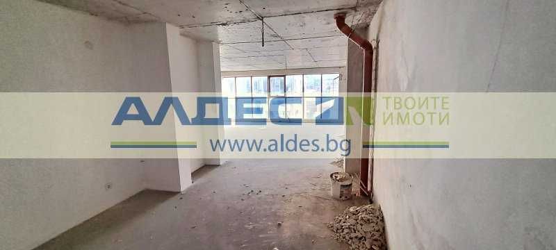 Продава се офис в нова сграда с Акт 16 на ул. Будапеща!