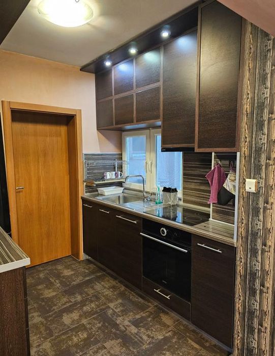 Дава се под наем Тристаен апартамент в София, Надежда 2 - 78 кв.м за 725 € - Снимка #2