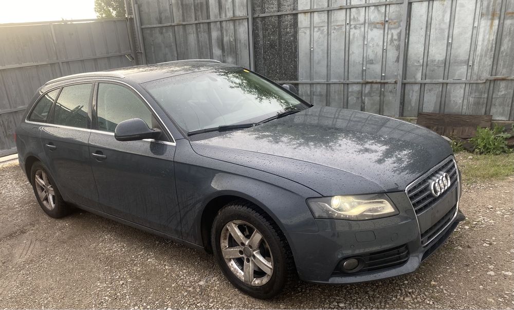 Audi a4 b8 2.0tdi, Ауди 143к.с на Части