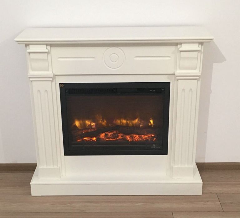 Semineu decorativ alb din MDF
