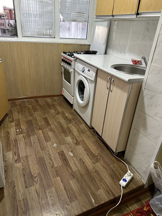 Ижарага уй2 хонали динамо эски бозорча 250 $  Оилага бераман февралдан