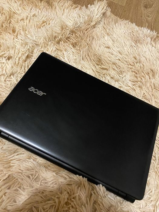Acer Aspire E1 Series в хорошем состоянии.