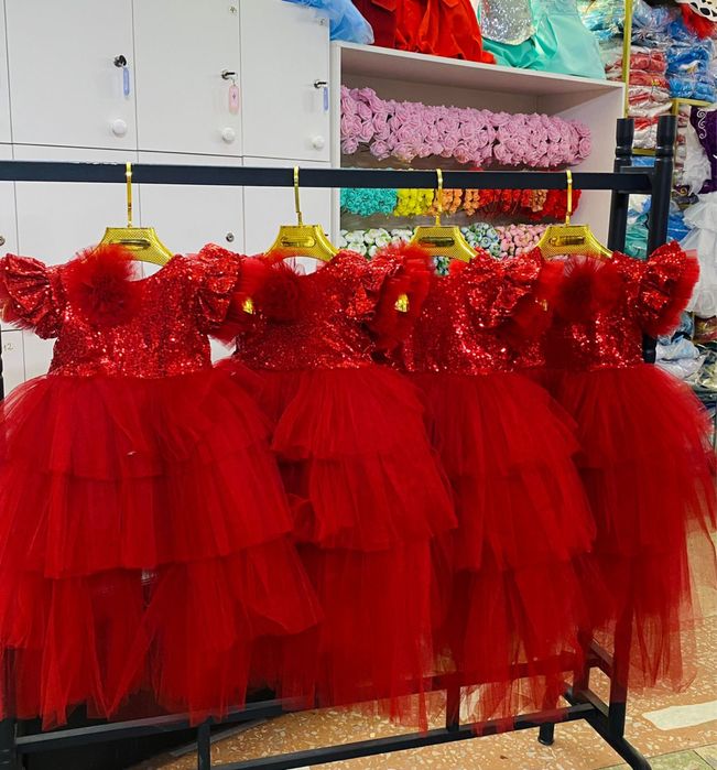 Бальные пышные платья