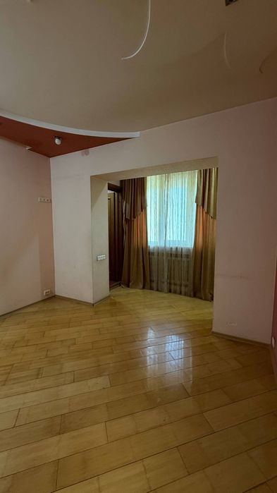 Продаётся 4-х комнатная. Дархан, Спец план