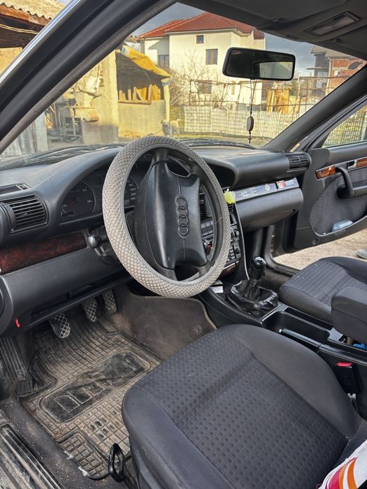 Ауди А6 /2.5 С4