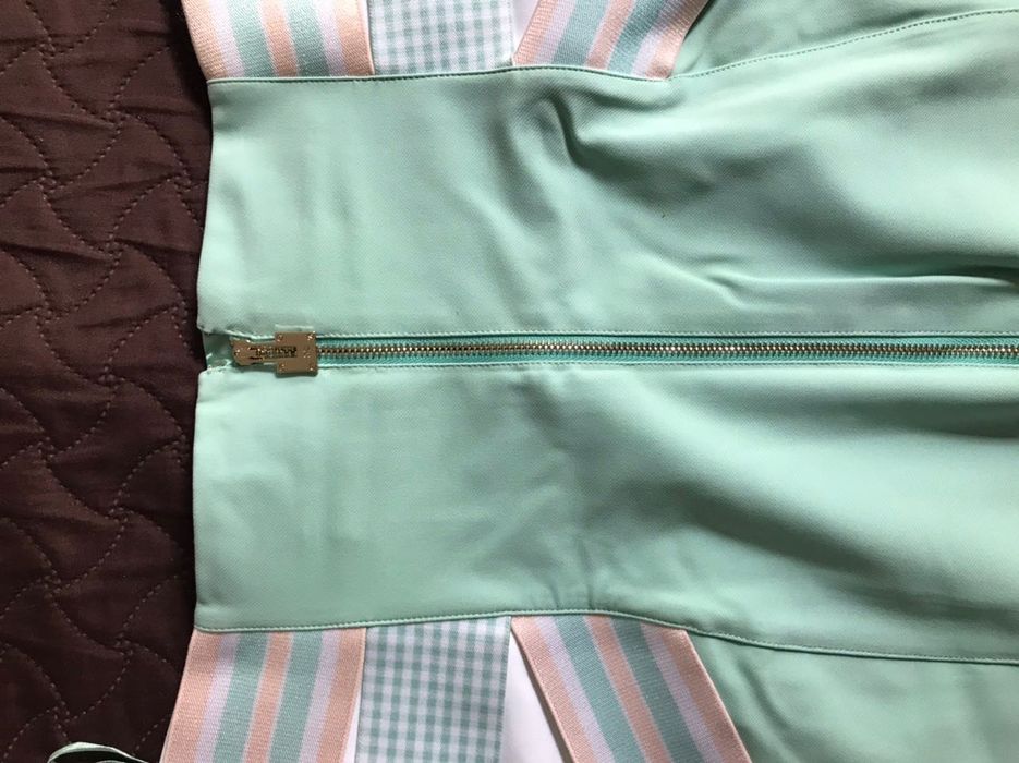 Дамски костюм Elisabetta Franchi