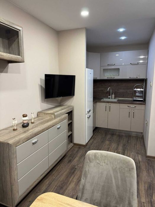 Дустаен Апартамент в Тракия