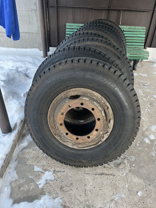 Продам резину размер R11, в зборе с дисками (евро)