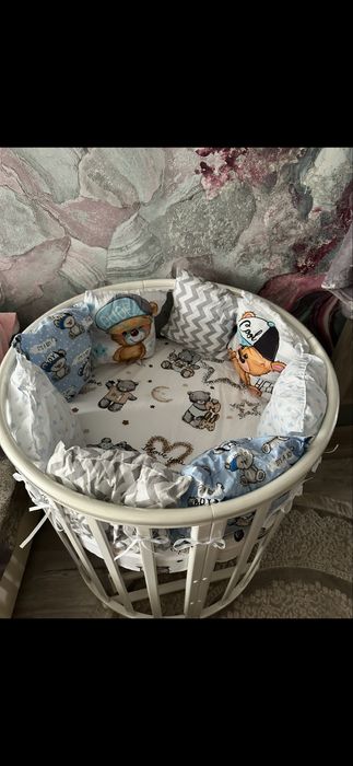 Продам детскую кроватку