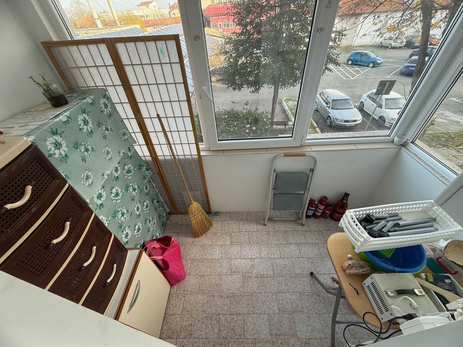 Apartament 3 camere de vânzare în Mangalia, Rozelor, 200 m de plajă