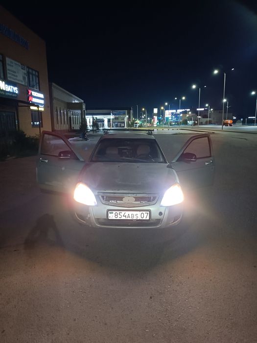 Продам ВАЗ Приора 2007год