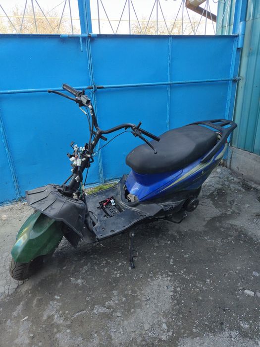 Продам скутер м8