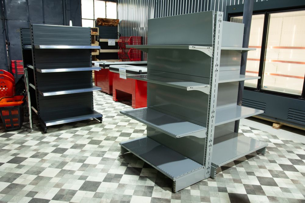 Rafturi metalice pentru magazin