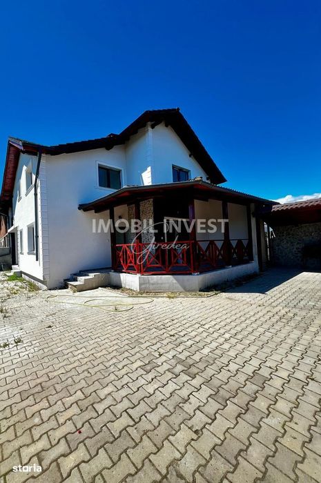 Duplex P+1, 5 camere, 214 mp Utili, Terasa si Curte Privata