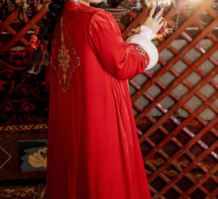 Бешпет от Нур шах в идеальном состоянии