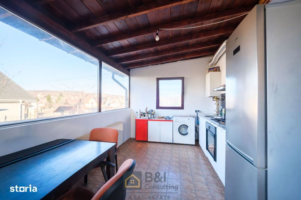 Apartament de 110mp, curte privată, Bucium, sub 1000€/mp, comision 0%