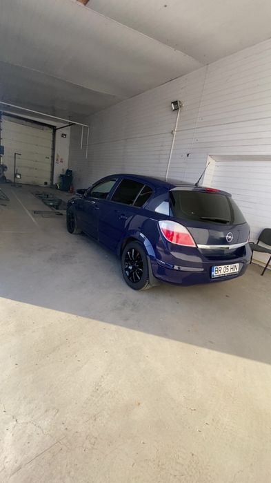OPEL Astra 2004 — imagine 4