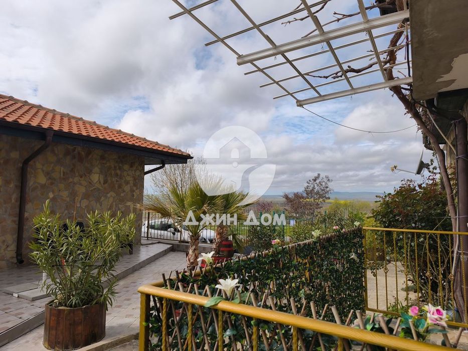 Продава се Четиристаен апартамент в с. Кошарица, Област Бургас - 90 кв.м за 578 €/кв.м - Снимка #3