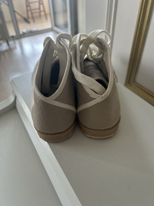 Кеды очень легкие и удобные