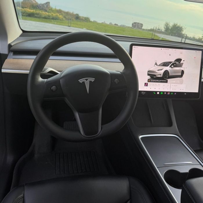 Tesla Model Y Long Range AWD Ryzen Tesla Vision