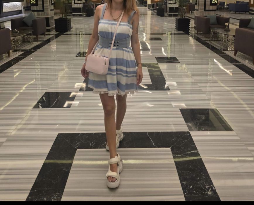 Рокля на Алеса Alessa размер М