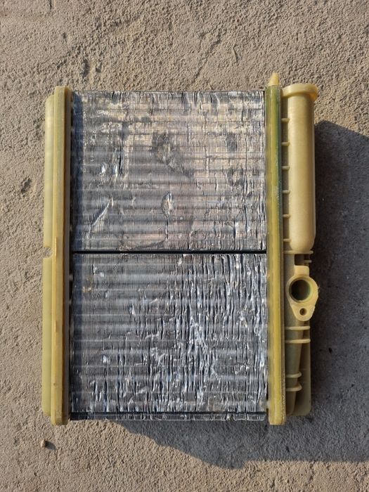 Продам радиатор печки BMW E34, бу