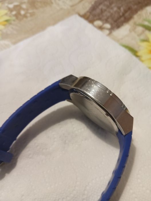 Vând Doxa Quartz