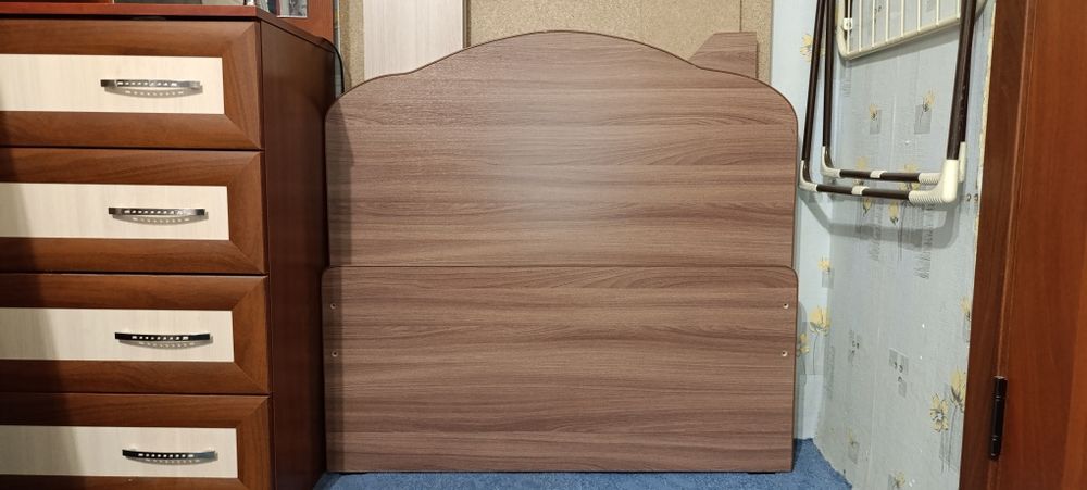 Кровать полуторка