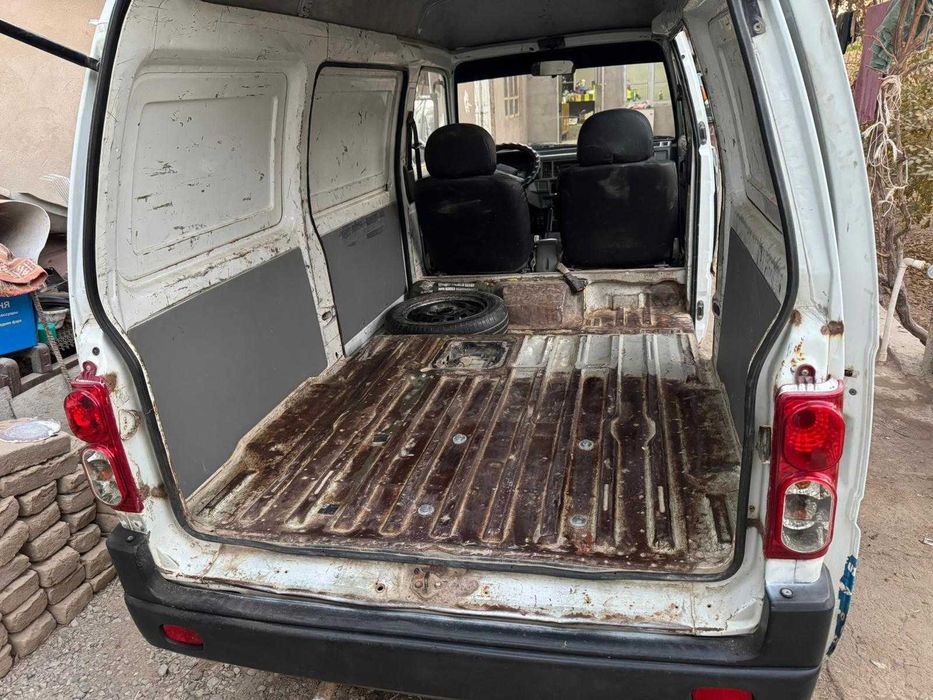 Дамас ван сотилади