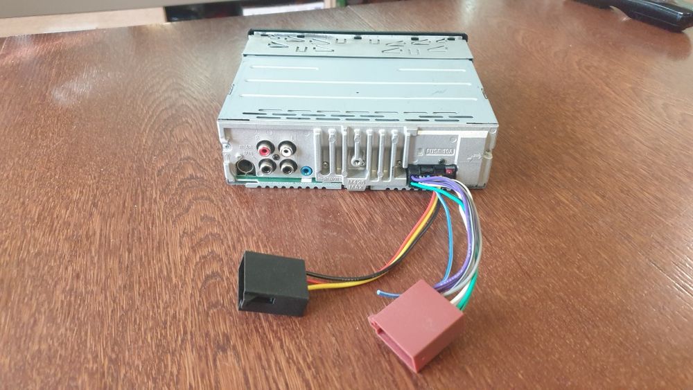 Авто радио плеър музика за кола Сони Sony CD MP-3 USB AUX