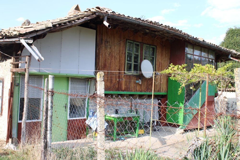 Продава се Къща в Разград, Абритус - 120 кв.м за 149 €/кв.м - Снимка #4