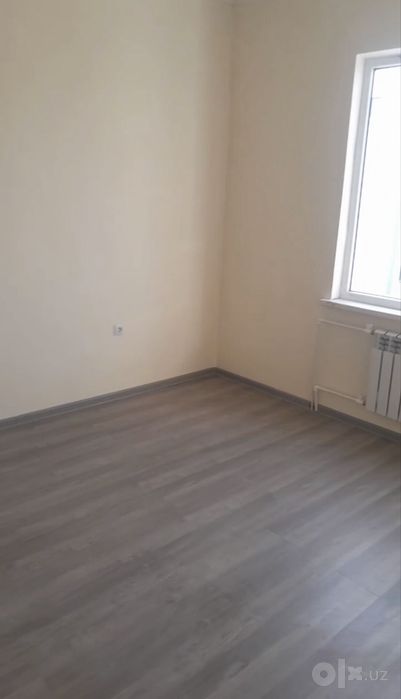 Navoiy Ayraport yonida ijaraga 2 xonali uy